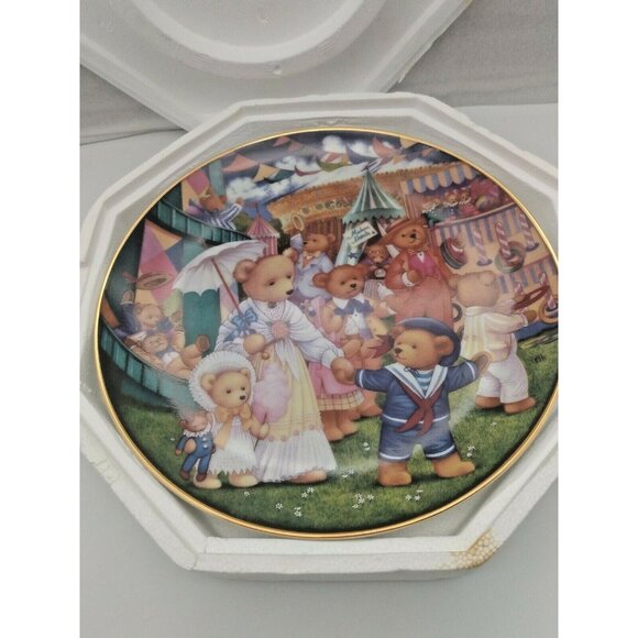Collector's Plate - TEDDY BEAR FAIR by CAROL LAWSON - Franklin Mint - Picture 4 of 5